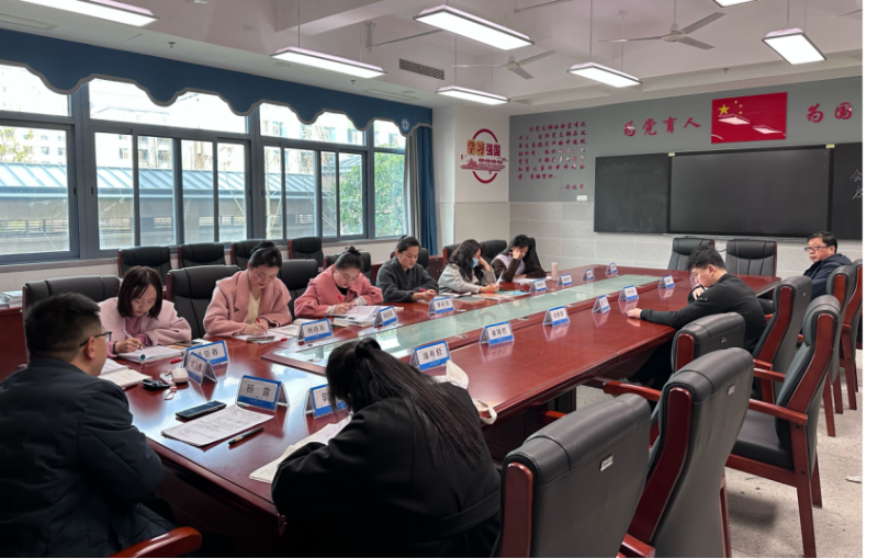 “教”沐金风启新航 “研”聚智慧助成长——记合肥一中瑶海校区高二年级部语文教研活动_合肥市第一中学