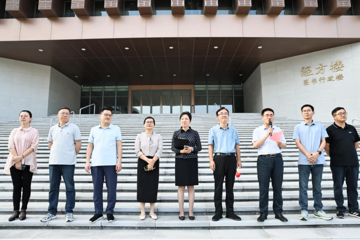 童心逐小满   悦心赴韶华——合肥一中淝河校区第二届书山游园会温情启幕