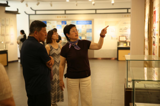 宁夏银川教育考察团莅临合肥一中考察交流