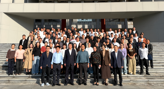 贵州省“国培计划（2026）”望谟县参训学员来合肥一中滨湖校区考察交流